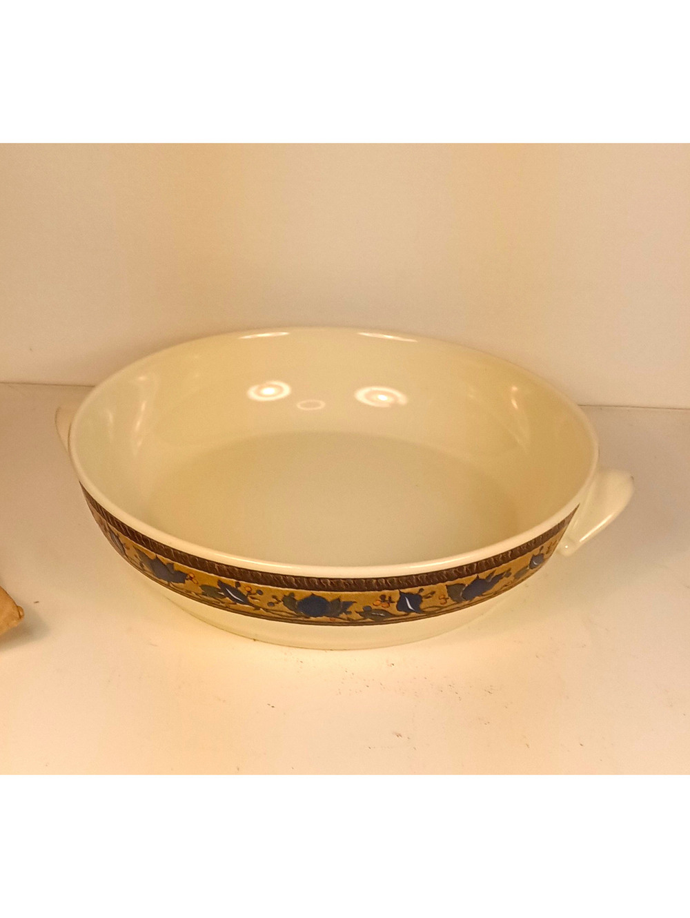 Mikasa Arabella Stoneware 11" Round Casserole Tureen Base Only No Lid CAC01